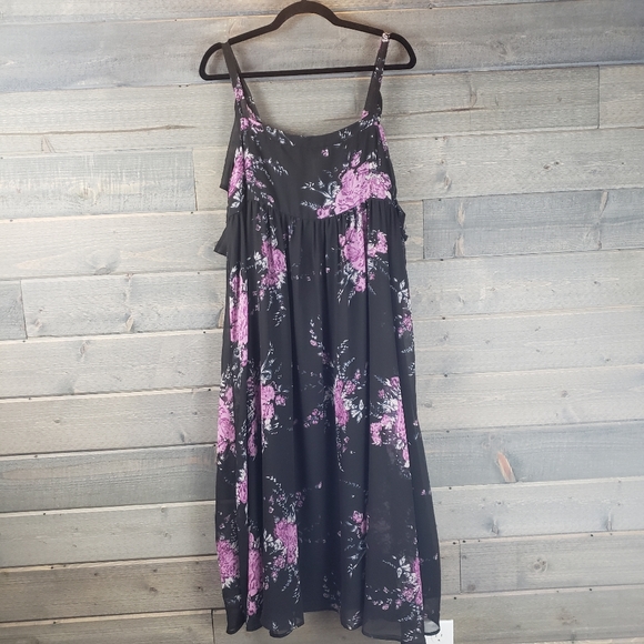 Free People Dresses & Skirts - Free People Tied To You Cold Shoulder Dress Floral